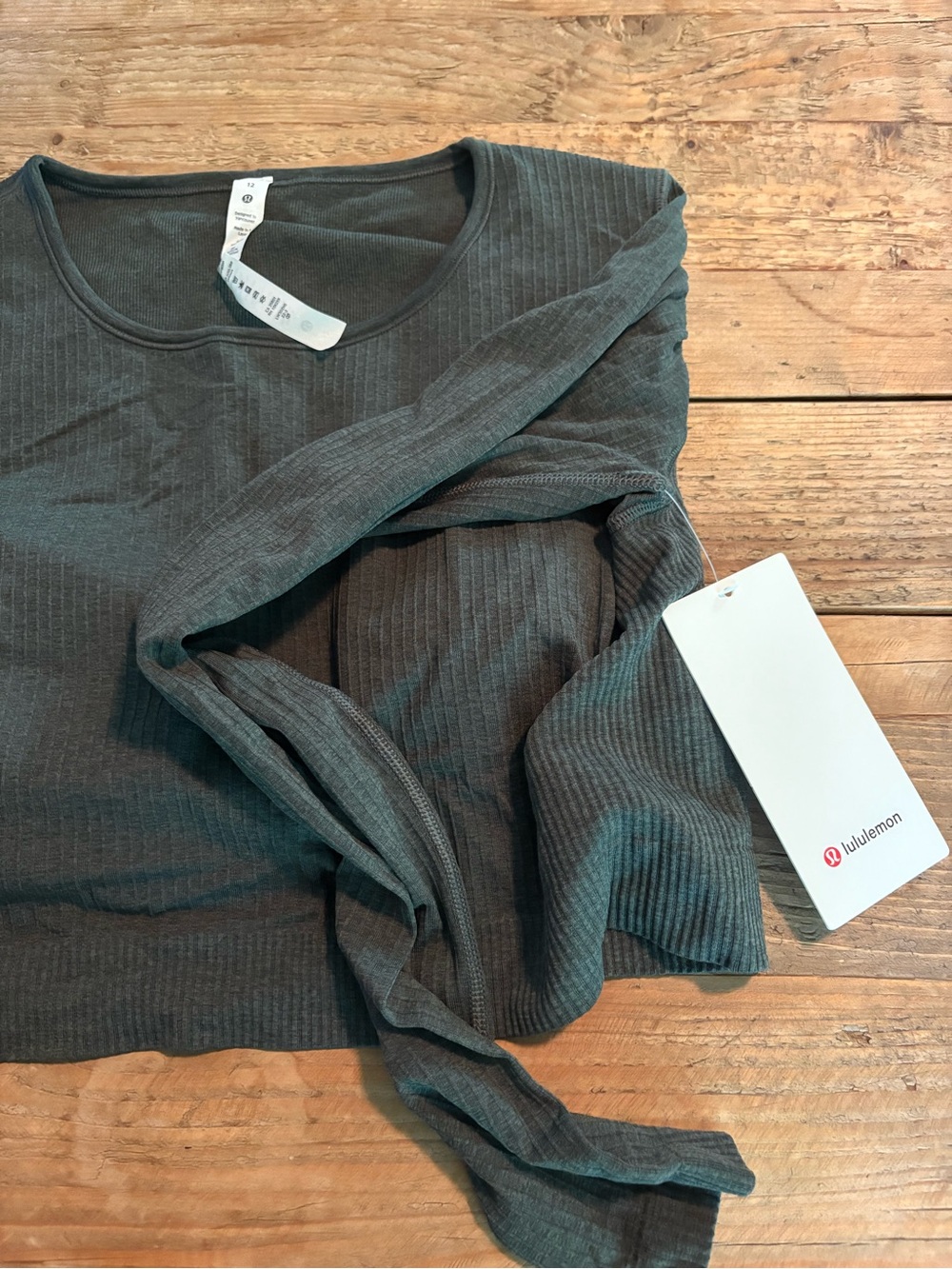 Lululemon Ebb to Street Ribbed Long Sleeve Cropped Top — Forest Green NWT!